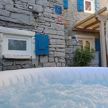 Nyaraló Casa Bravari Rustic Istrian Stone House *