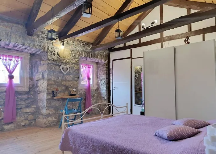 Casa Bravari Rustic Istrian Stone House *