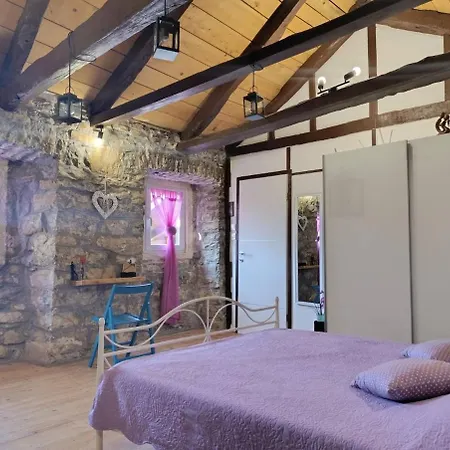 Casa Bravari Rustic Istrian Stone House *