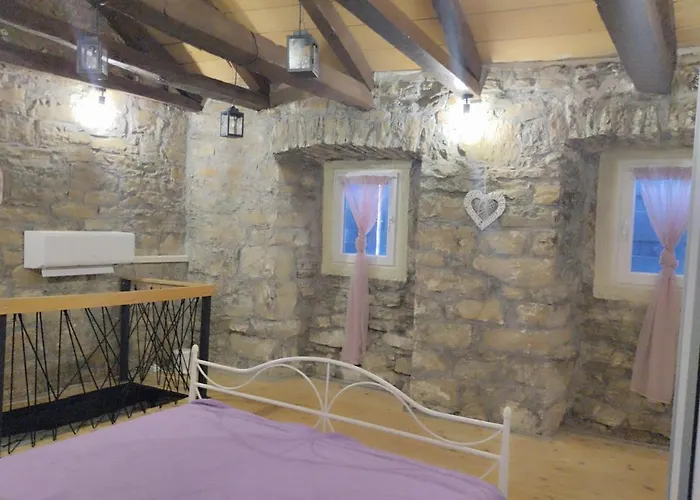 Casa Bravari Rustic Istrian Stone House Casa vacanze *